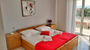 Apartments Mandalinic